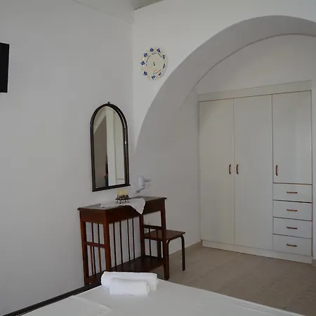 Volta Stonehouse Fratsia